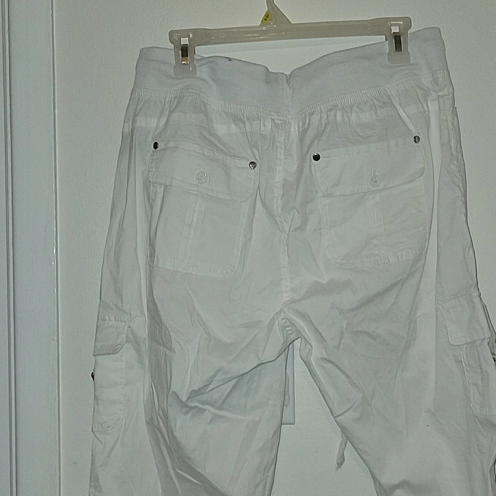 Woman's pants - Picture 4 of 5